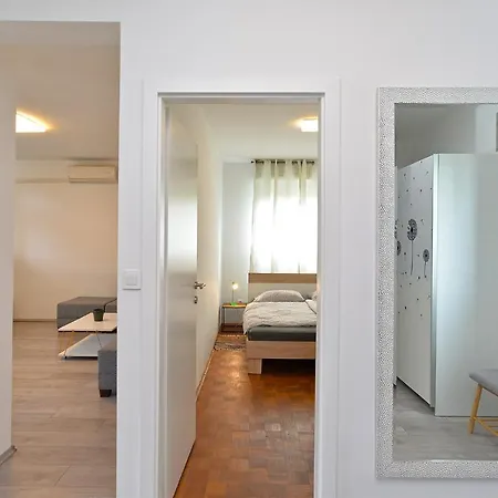 Apartment Klaudio 2165