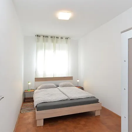 Apartment Klaudio 2165 Διαμέρισμα Πούλα