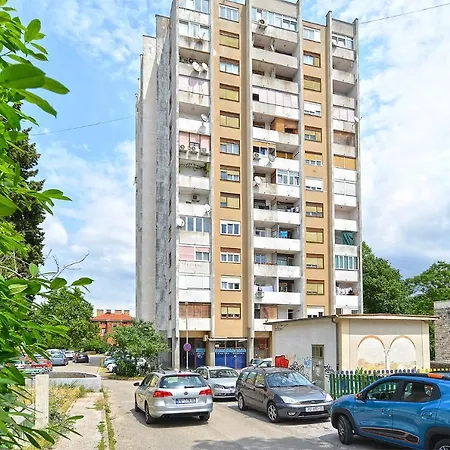 Διαμέρισμα Apartment Klaudio 2165 Πούλα